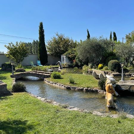 Studio Les Petits Lutins Entraigues-sur-la-Sorgue Bagian luar foto