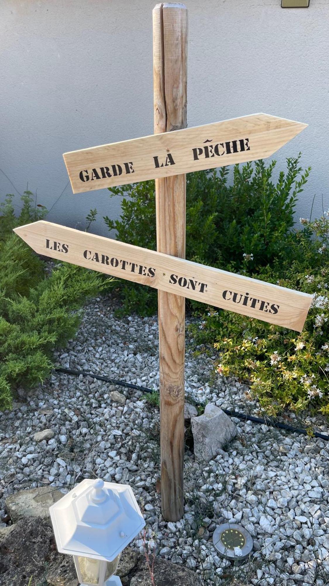 Studio Les Petits Lutins Entraigues-sur-la-Sorgue Bagian luar foto